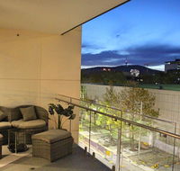 Perfectly Located Modern Apartment - Canberra CBD - e-Seniors
