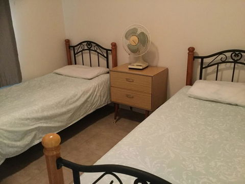 Pet Friendly Lowset Home With Room For A Boat, Wattle Ave, Bongaree - e-Seniors 3