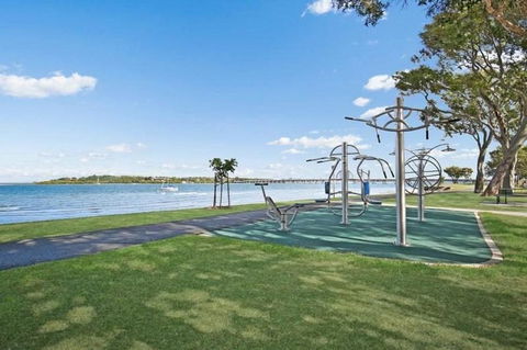 Pet Friendly Lowset Home With Room For A Boat, Wattle Ave, Bongaree - e-Seniors 1