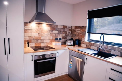 Platypus Apartments - e-Seniors 1