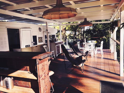 Poppy Luxe Caravan In The Byron Bay Hinterland - e-Seniors 2