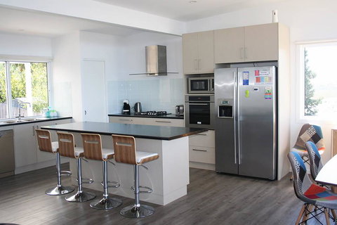 Primrose Sands Panorama - e-Seniors 3