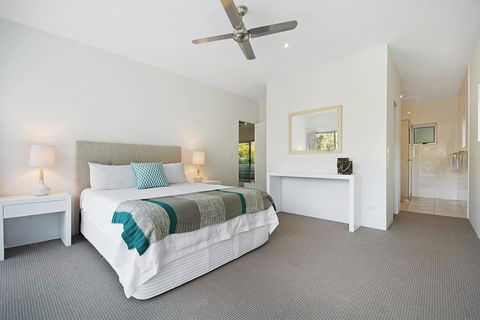 Private Little Cove Retreat Minutes To Hastings St - 3 Baywoods - e-Seniors 3
