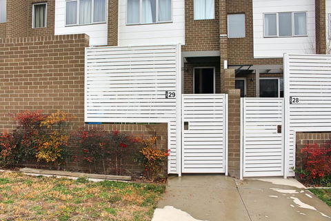 Private Room, Awesome Amenities - Molonglo Valley - e-Seniors 1