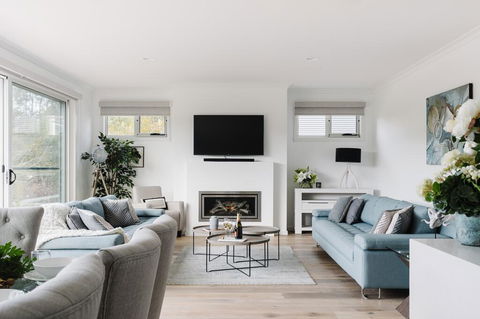 Province Lake House - e-Seniors 1