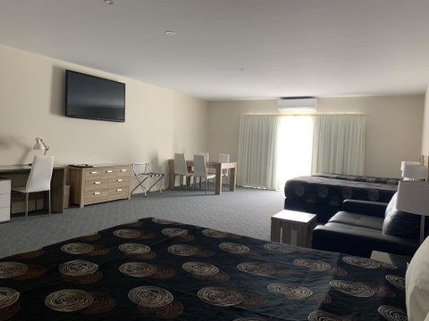 Quality Hotel Sherbourne Terrace - e-Seniors 2