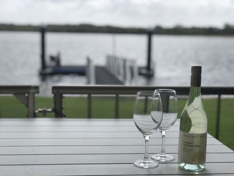 Quiet River Front Escape Walk To Ocean Street & Shops - e-Seniors 0