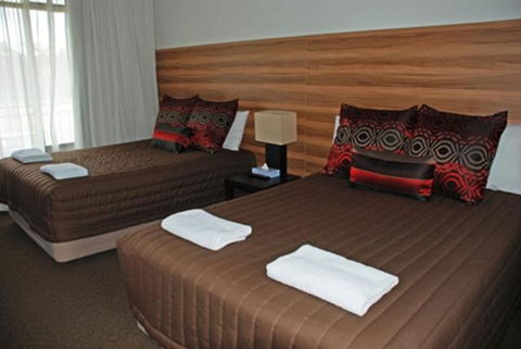 Red Cedars Motel - e-Seniors 1