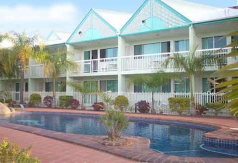 Reef Adventureland Motor Inn - e-Seniors 0
