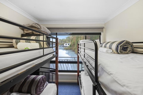 Renmark River Villas And Boats & Bedzzz - e-Seniors 3