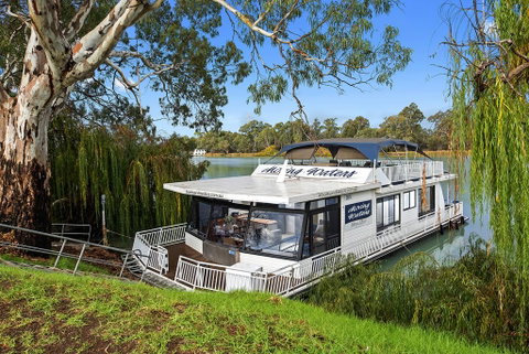 Renmark River Villas And Boats & Bedzzz - e-Seniors 1