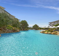 RESORT ON THE BEACH 6126-27 - e-Seniors