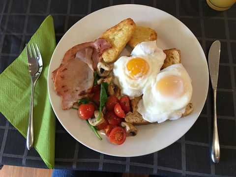 Rickaty On Blackwood - e-Seniors 3