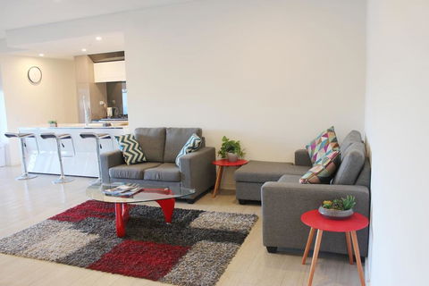 Riverside Apartment Next To Sydney Olympic Park - e-Seniors 2