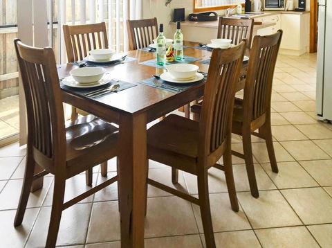 Rye 1 Sleeps 10, Great Weekender, FREE WINE, NETFLIX - e-Seniors 3