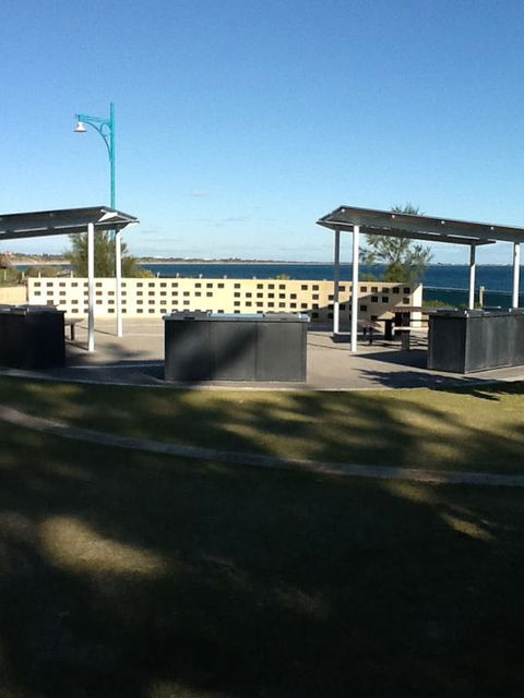Safety Bay Guest House - e-Seniors 3