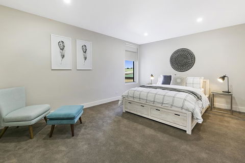 Salt 15 Luxury Apartment - e-Seniors 3