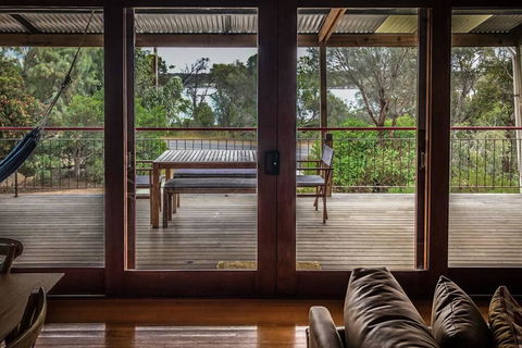 Samphire Beach House - e-Seniors 0