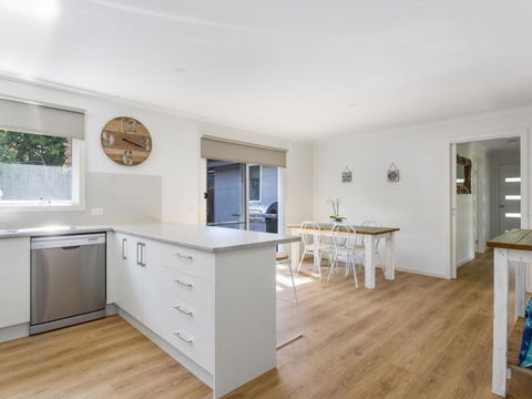 Sand Surf Beach - Beautiful Rye Holiday Home - e-Seniors 1
