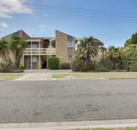 Sandpiper Lakes Entrance - e-Seniors