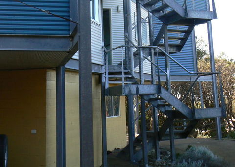 Sandy Point Beach Escape 2 Bedroom Apartment - e-Seniors 1