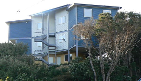 Sandy Point Beach Escape 2 Bedroom Apartment - e-Seniors 0