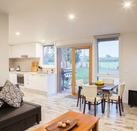 Sandy point hideaway - e-Seniors