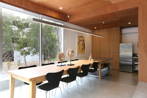 SeaSalt Beach House - Architecturally Designed - e-Seniors 3