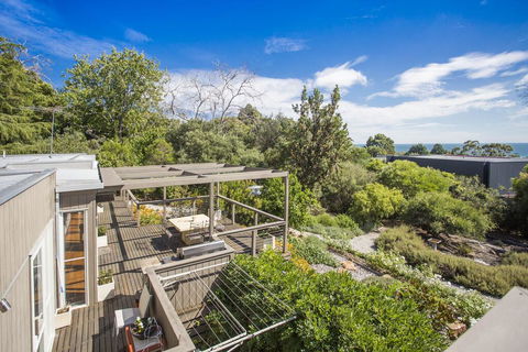 Seaside Escape Family Friendly Mount Martha Retreat - e-Seniors 0