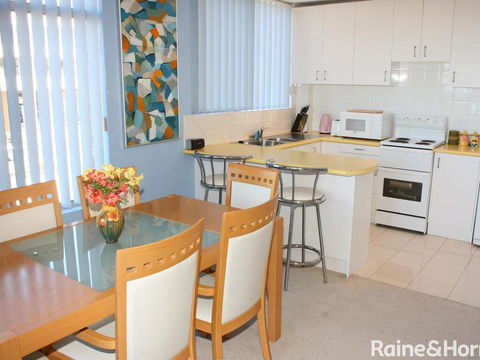 Seaview #2 - 2/171 Avoca Drive - e-Seniors 2