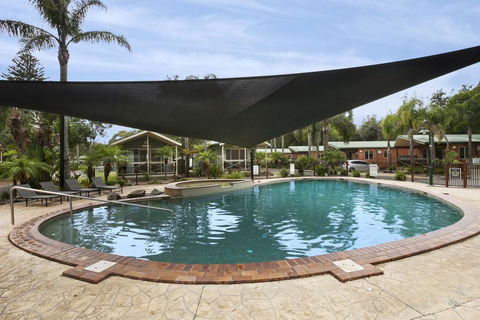 Seven Mile Beach Holiday Park - e-Seniors 2