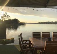 Shack built over the Murray River - e-Seniors