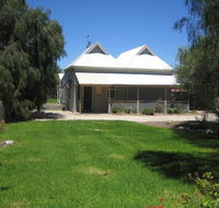 Showgrounds Cottage Naracoorte - e-Seniors
