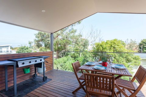 Silversands Beach Cottage - e-Seniors 2