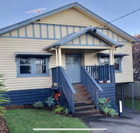 Sinnamon's By The Sea - e-Seniors