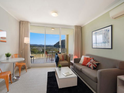 Soho - Ettalong Beach Resort - e-Seniors 3
