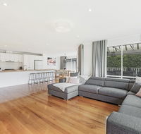 Sorrento Beach Escape - e-Seniors