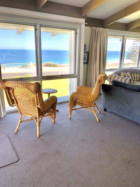 South Beach House 1 - 12 Gold Coast Drive - e-Seniors 3