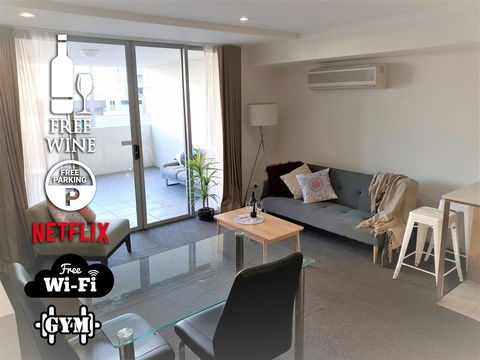 SOUTHBANK Arts+Culture , Central, City View, Pool, Gym - e-Seniors 0