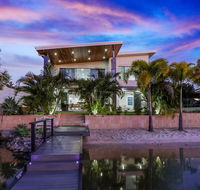 Space  seclusion on the water Noosa Heads - e-Seniors