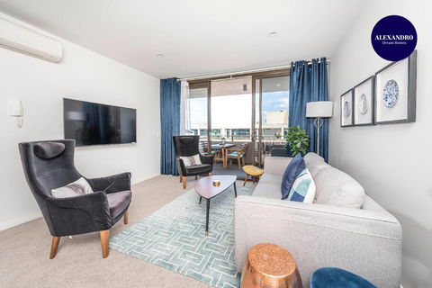 SPACIOUS BRAND NEW // 1BR // IN GORGEOUS BARTON - e-Seniors 0