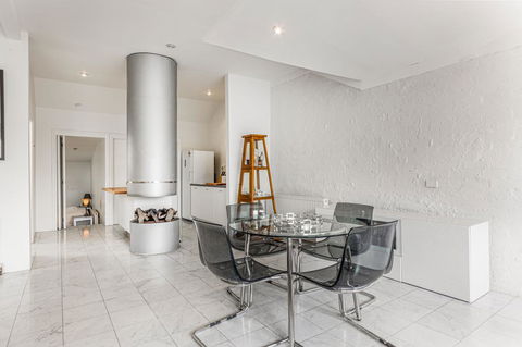 Spoilt For Choice 2-bed/2-bath + Free Parking - e-Seniors 2