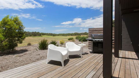 ST ANDREWS BEACH APARTMENT 4.01 - e-Seniors 1