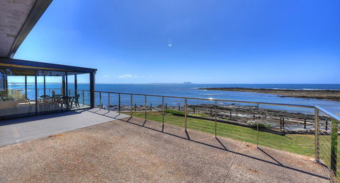 Stanley View Beach House - e-Seniors 0