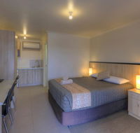 Starline Motor Inn - e-Seniors