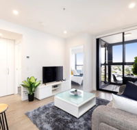 STH2 - Stunning Resort Style 1BR w Wifi Gym 4 ppl - e-Seniors