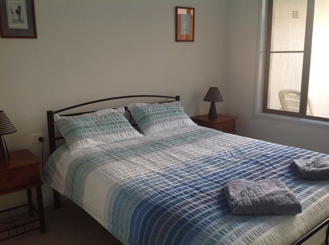 Strathmore Lodge - e-Seniors 3