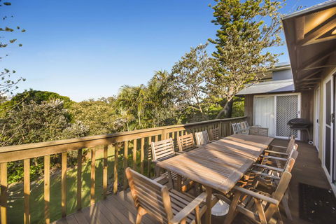 Summer Place - 24 Shearwater Street - e-Seniors 1