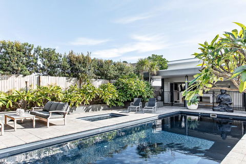 Sundara Beach House - e-Seniors 0