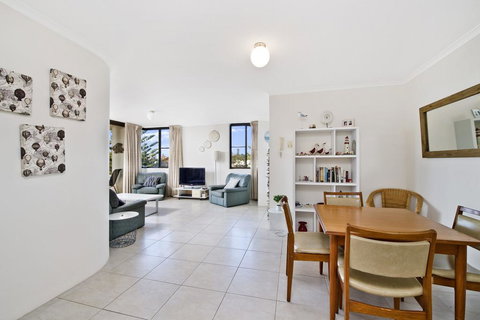 Sundial 503 8-10 Hollingworth Street - e-Seniors 2